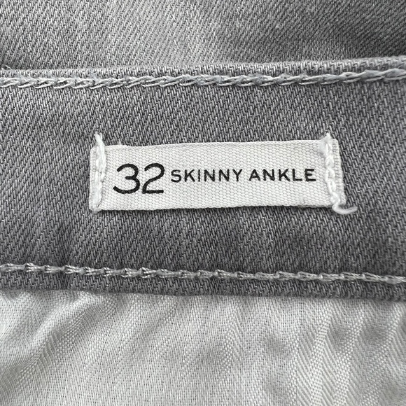 Banana Republic Gray Distressed Skinny Ankle Jeans Size 32 Women's - Picture 2 of 5